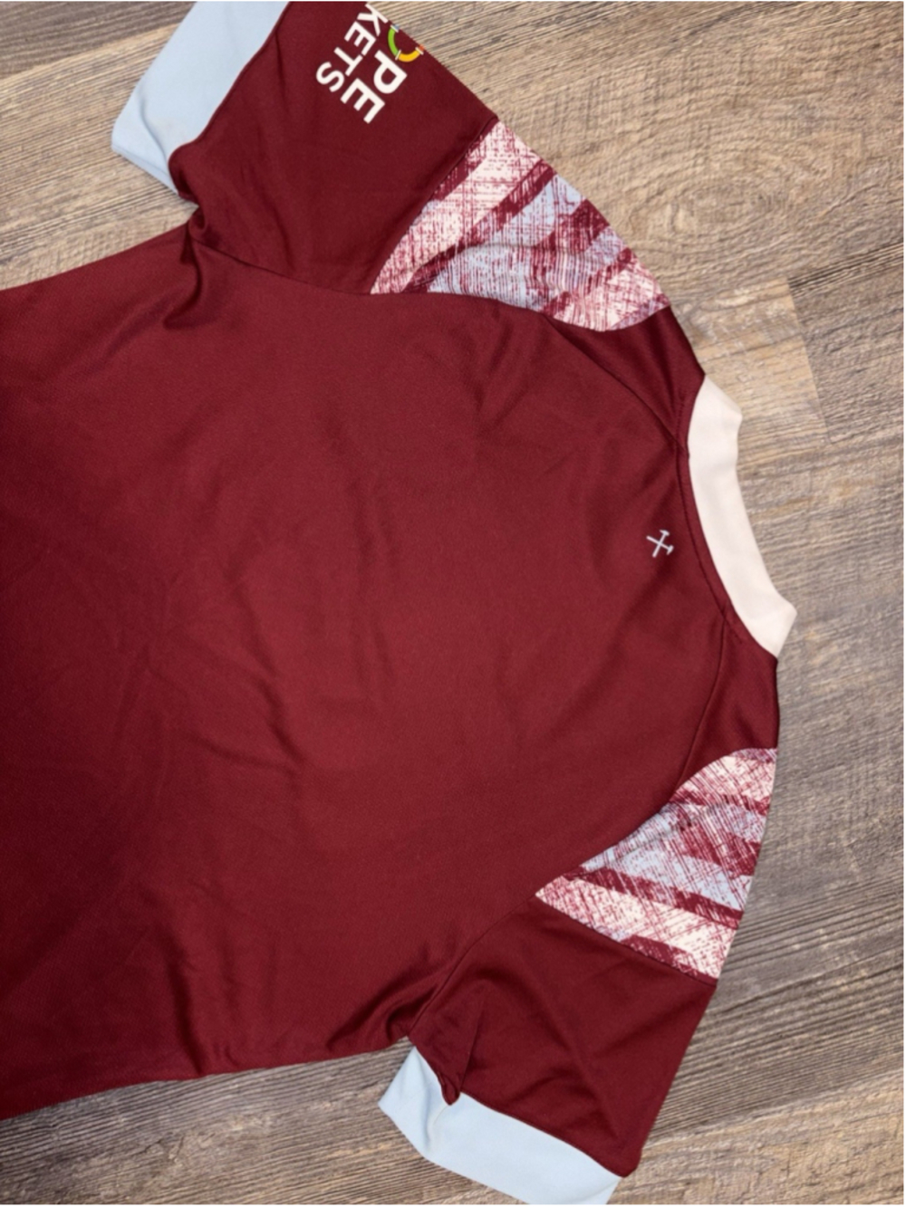 West Ham United 2022 2023 Home Soccer Jersey Umbro Betway Men’s Large - Picture 11 of 11